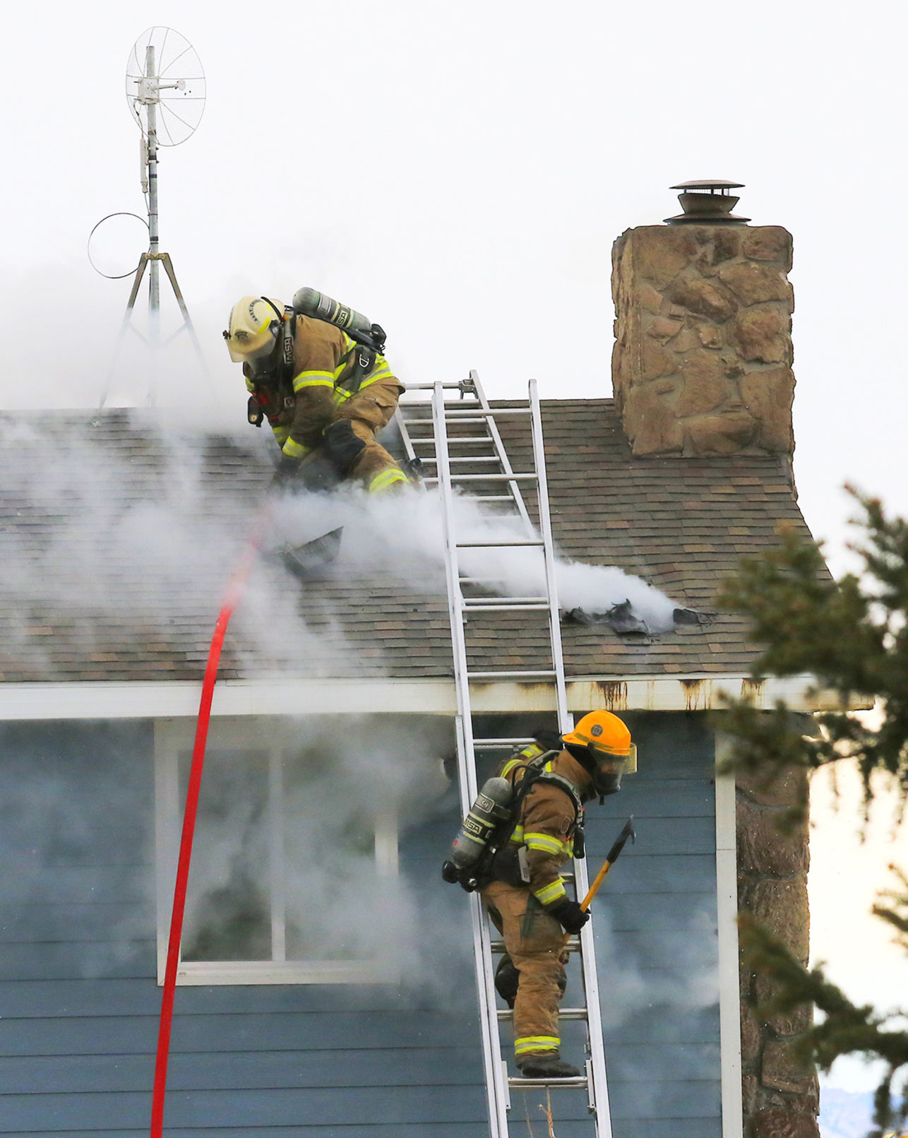 PHOTOS: Easter Fire